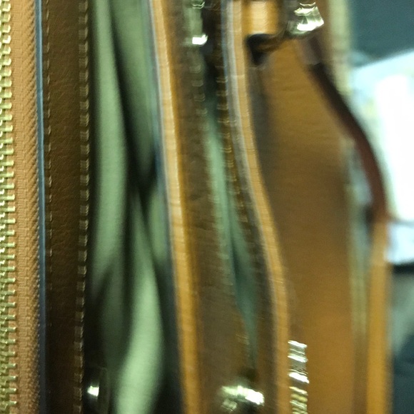 Coach purse - Picture 2 of 2